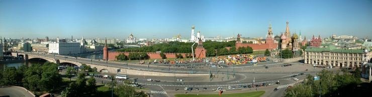 Panorama Kremlin Moscow
 2003 Richard Winkel