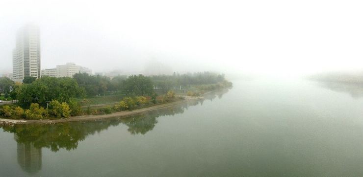 Saskatoon - Foggy Morning
© 2005 Perry Van Dongen