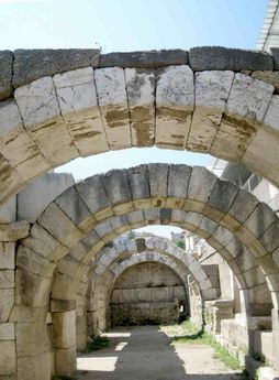 The ancient Agora, Izmir, Turkey
© 2011 Knut Dalen
