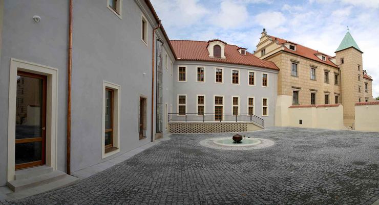Courtyard, Prague Castle, The Czech Republic
© 2015 Knut Dalen