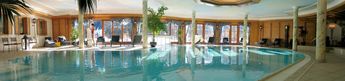 Swimmingpool - Hotel Fanes - St. Kassian, Italy
© 2004 Christian Auer