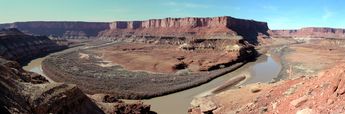 Bend in the Green River - Canyonlands NP, Utah
© 2004 Grant Yip 