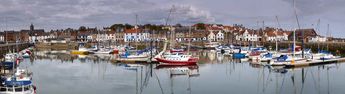 Anstruther Harbour Scotland
© 2006 cameron lyall