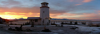 Lighthouse Motel - Homer Alaska
© 2005 Ray Holbrook