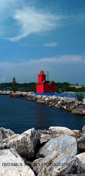 Holland Harbor Lighthouse "Big Red" Vertical Panorama
© 2005 Frederick Millett